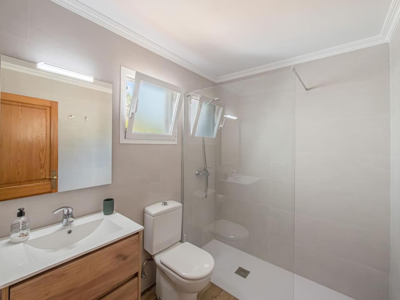 Villa Sur Binisafua Kültér fotó